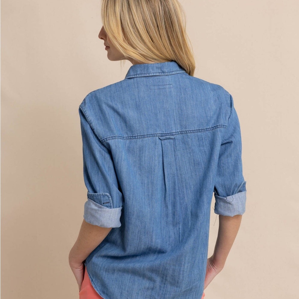 Cotton denim button front shirt NWT Southern Tide